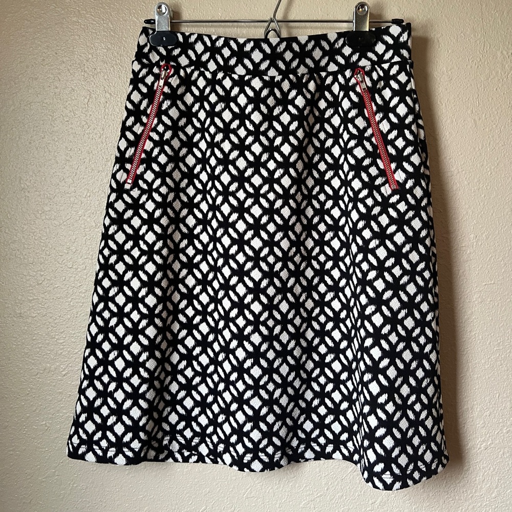 Le Lis Black and White Patterned Skirt - Made in USA - Size Medium